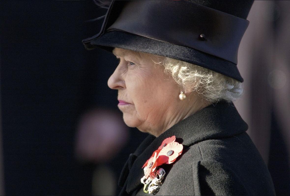 خبرنگاران ملکه انگلیس: بحران کرونا بسیار چالش برانگیز است