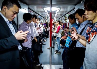استفاده 99.2 درصد کاربران چینی از اینترنت گوشی